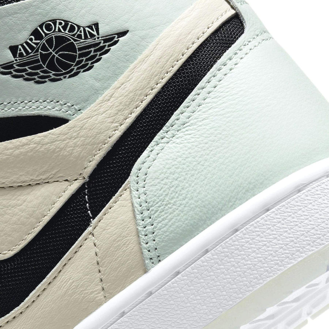 Air Jordan 1 High Zoom Comfort Wmns 'Easter'- Streetwear Fashion - ellesey.com