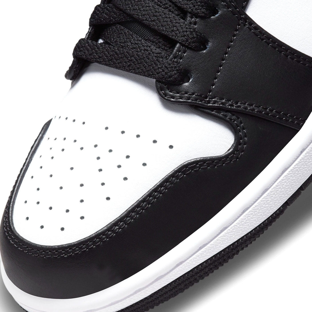 Air Jordan 1 Low 'Black Medium Grey'- Streetwear Fashion - ellesey.com