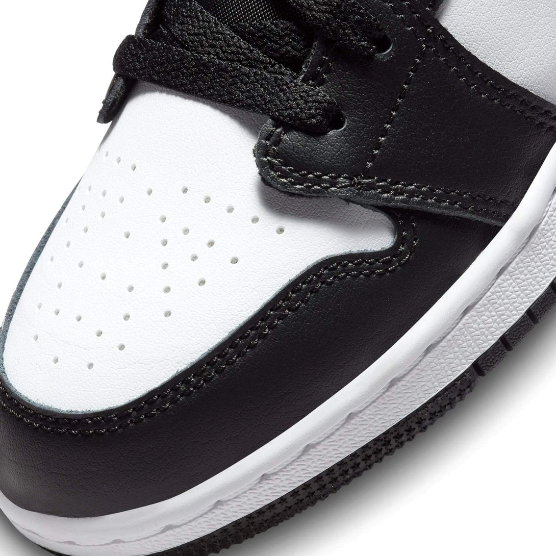 Air Jordan 1 Low GS 'Black Medium Grey'- Streetwear Fashion - ellesey.com