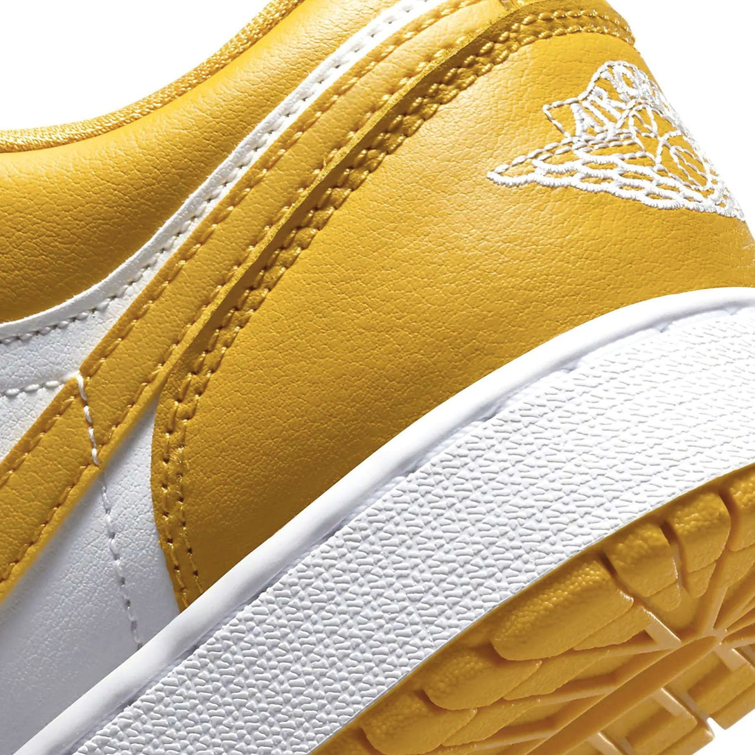 Air Jordan 1 Low GS 'Pollen'- Streetwear Fashion - ellesey.com