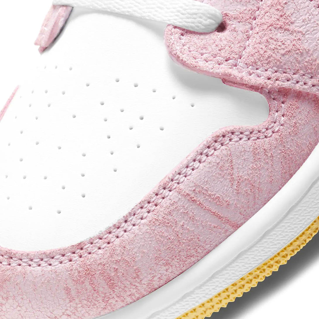 Air Jordan 1 Low GS 'Strawberry Ice Cream'- Streetwear Fashion - ellesey.com