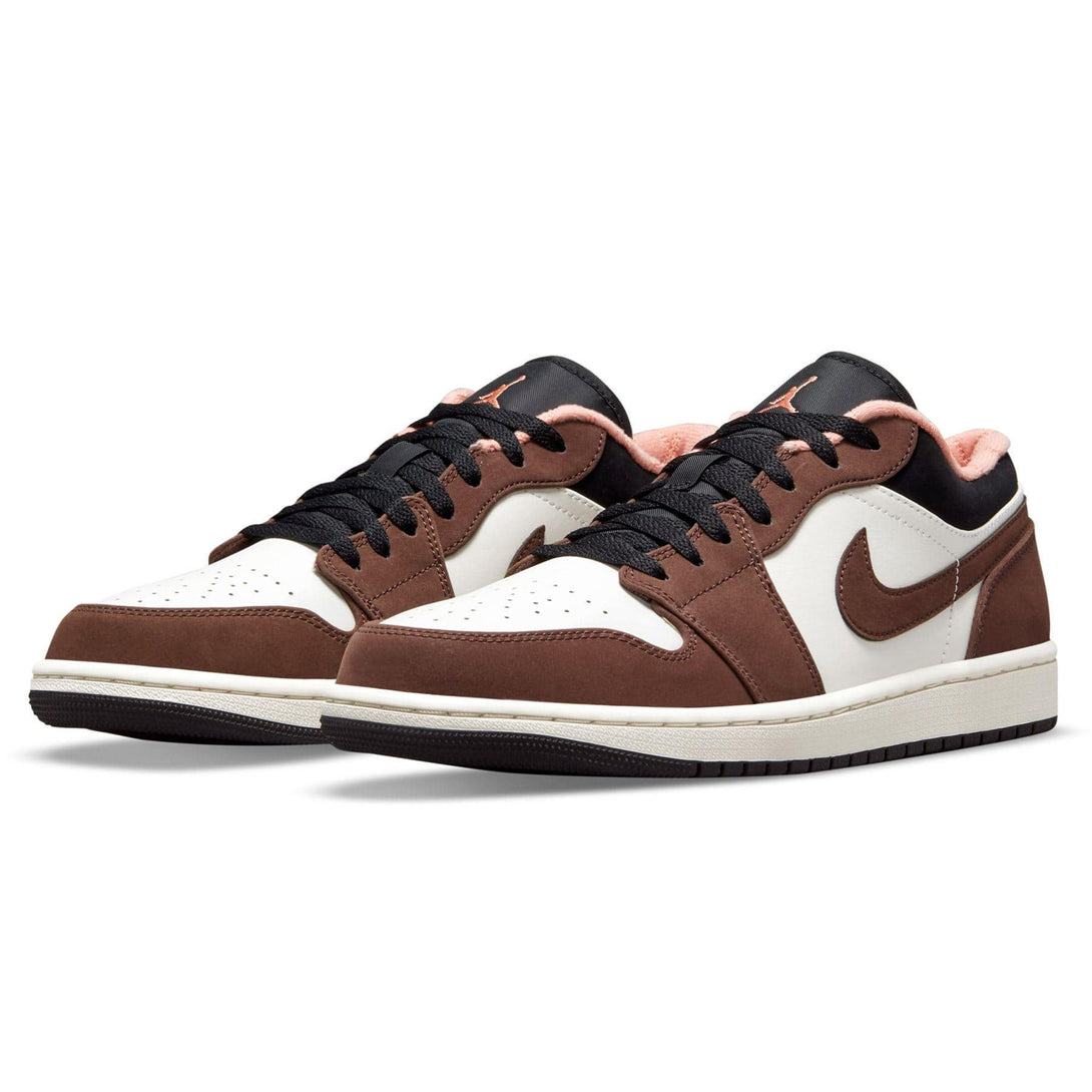 Air Jordan 1 Low 'Mocha'- Streetwear Fashion - ellesey.com