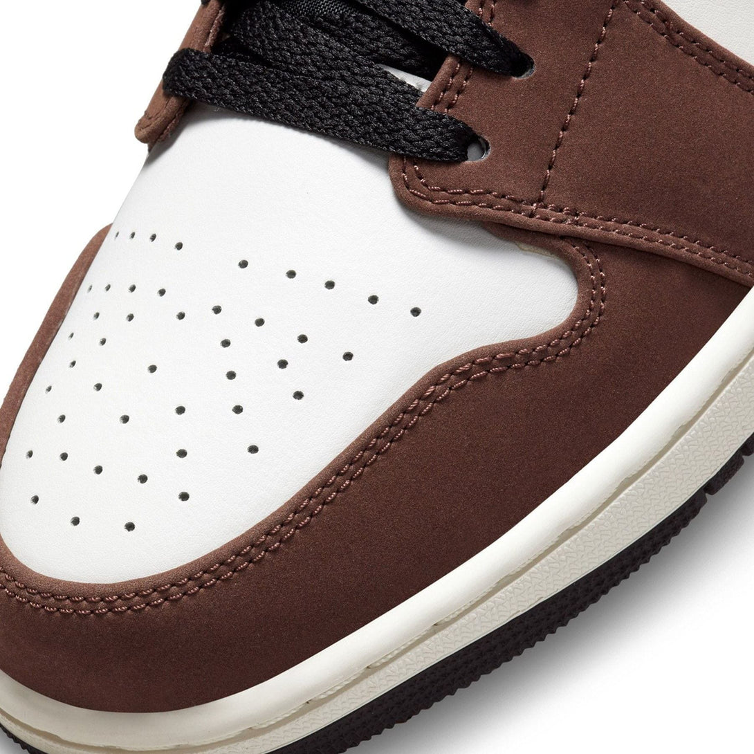 Air Jordan 1 Low 'Mocha'- Streetwear Fashion - ellesey.com