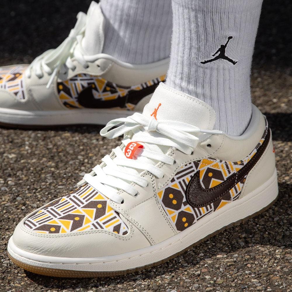 Air Jordan 1 Low 'Quai 54'- Streetwear Fashion - ellesey.com