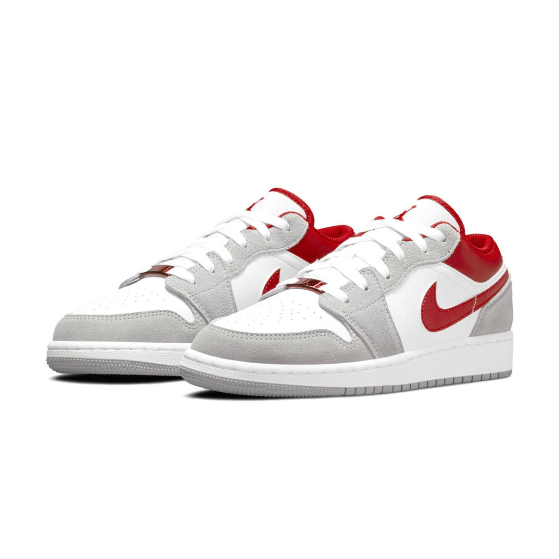 Air Jordan 1 Low SE GS 'Light Smoke Grey Gym Red'- Streetwear Fashion - ellesey.com