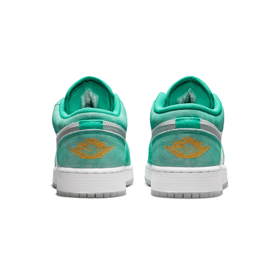 Air Jordan 1 Low SE GS 'New Emerald'- Streetwear Fashion - ellesey.com