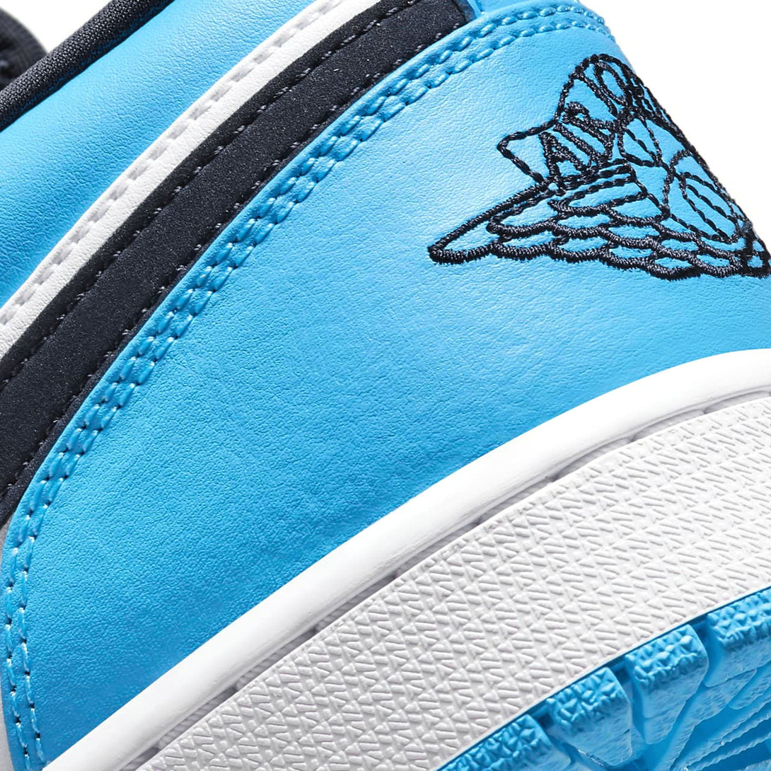 Air Jordan 1 Low 'UNC'- Streetwear Fashion - ellesey.com