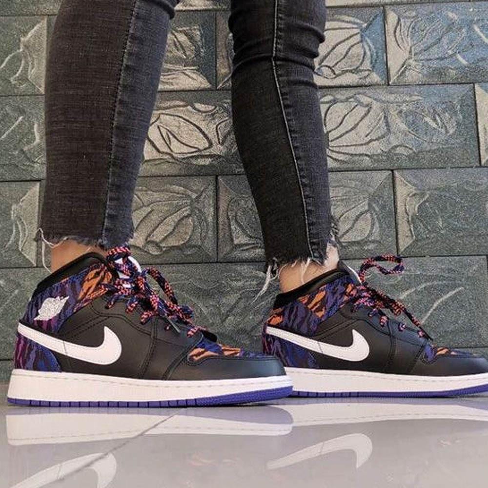 Air Jordan 1 Mid GS 'Tiger Print'- Streetwear Fashion - ellesey.com