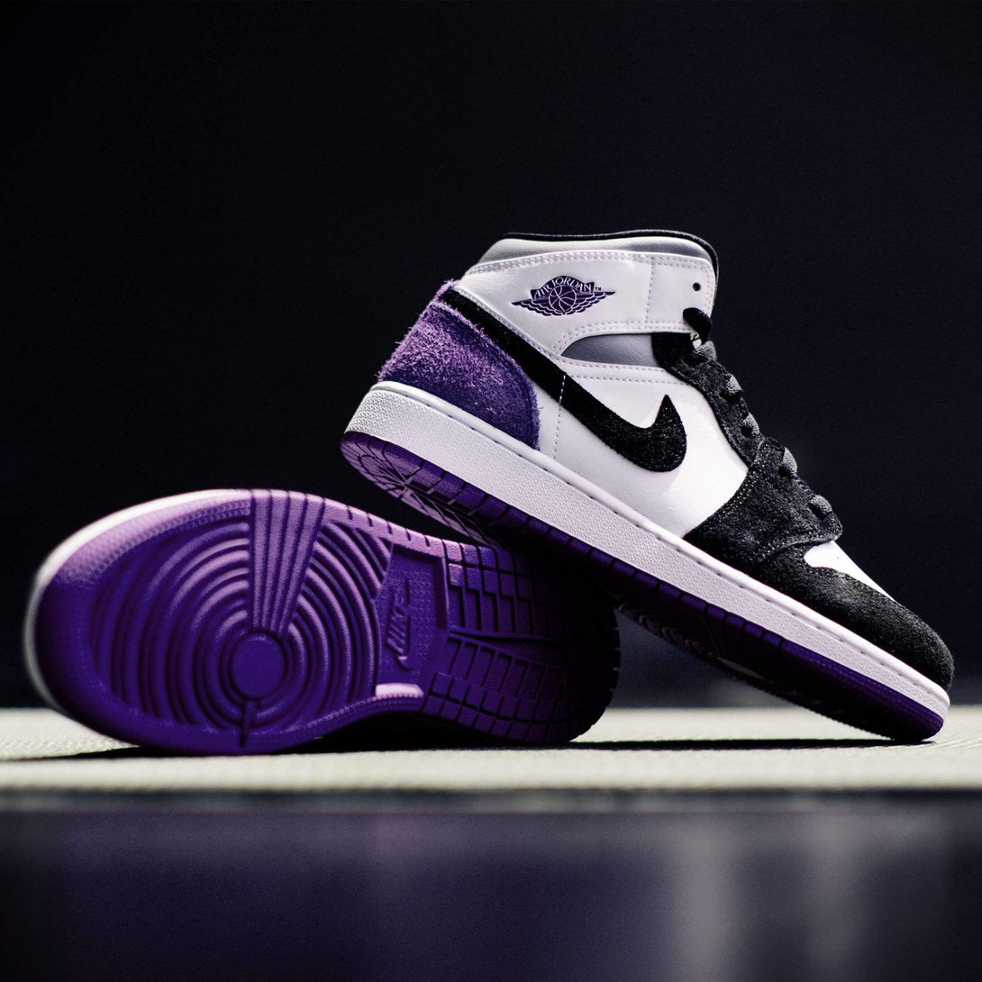 Air Jordan 1 Mid SE GS 'Varsity Purple'- Streetwear Fashion - ellesey.com