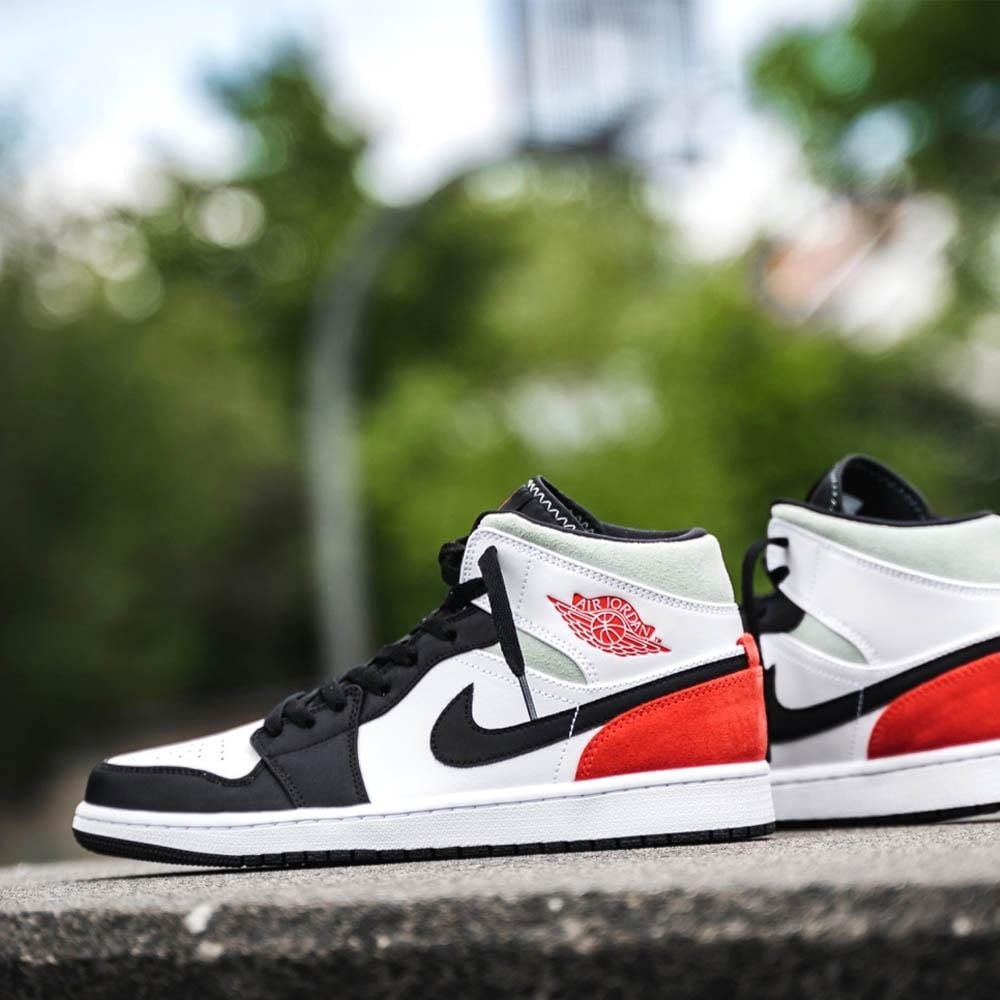 Air Jordan 1 Mid SE 'Union Black Toe'- Streetwear Fashion - ellesey.com