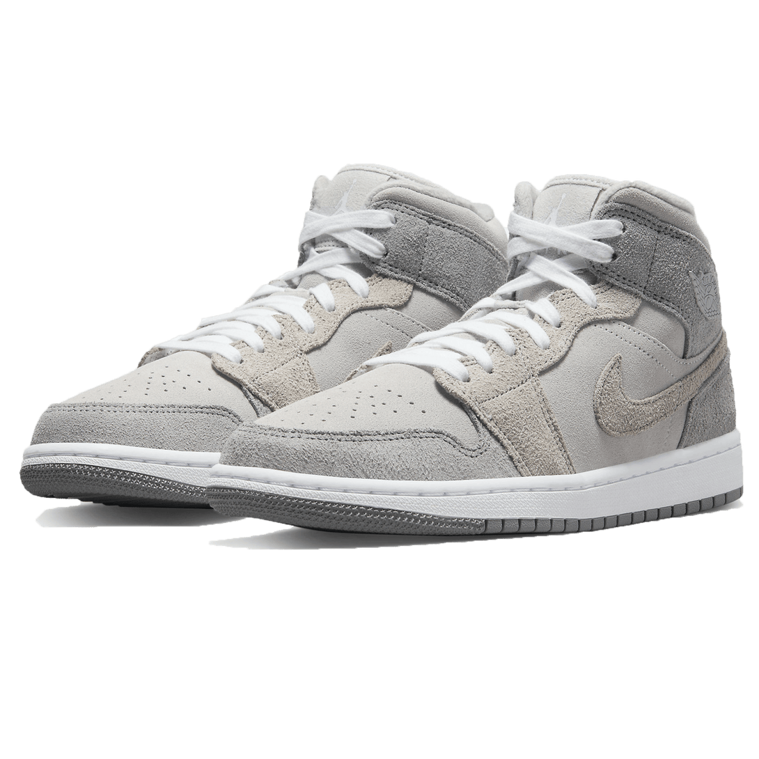 Air Jordan 1 Mid SE Wmns 'Particle Grey'- Streetwear Fashion - ellesey.com