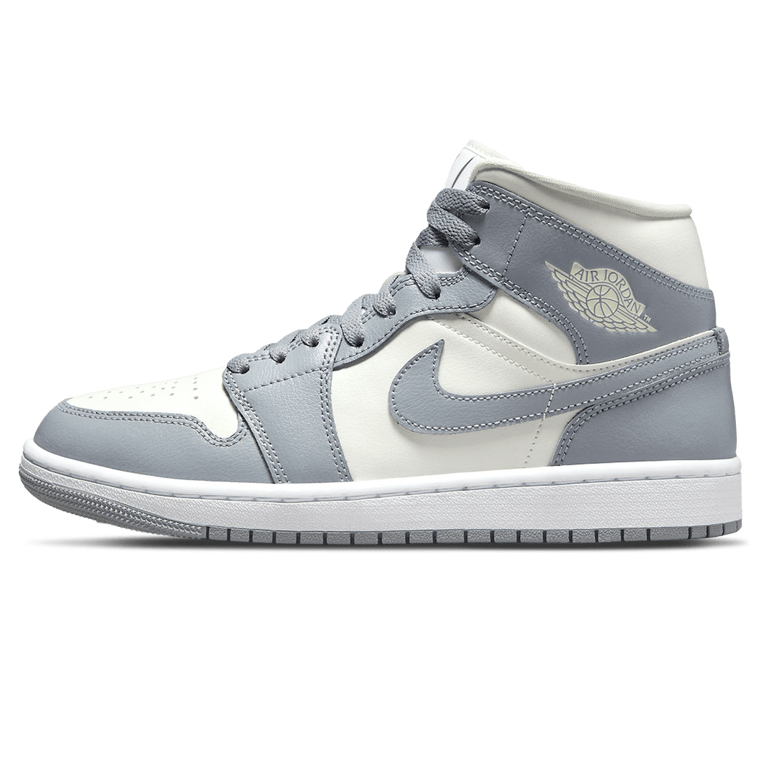 Air Jordan 1 Mid Wmns 'Stealth'- Streetwear Fashion - ellesey.com