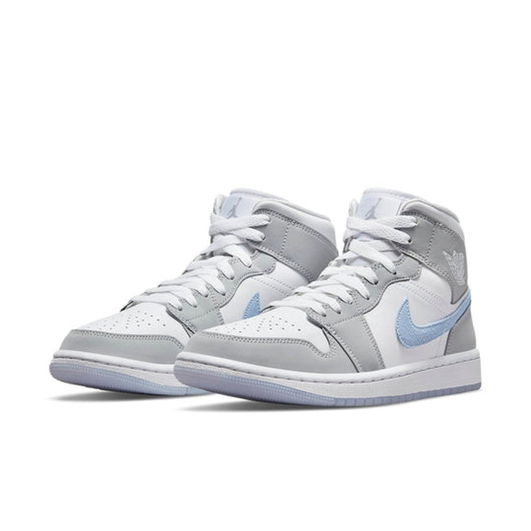 Air Jordan 1 Mid 'Wolf Grey Aluminum'- Streetwear Fashion - ellesey.com