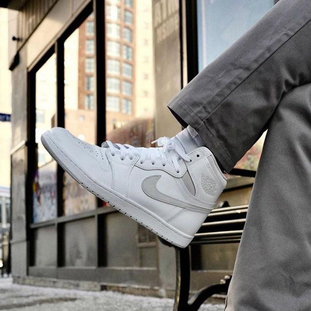 Air Jordan 1 Retro High '85 OG 'Neutral Grey'- Streetwear Fashion - ellesey.com