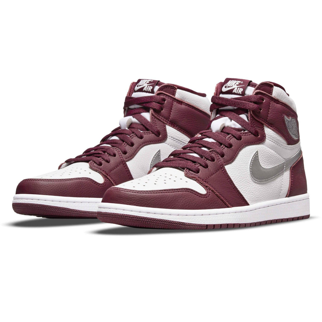 Air Jordan 1 Retro High OG 'Bordeaux'- Streetwear Fashion - ellesey.com