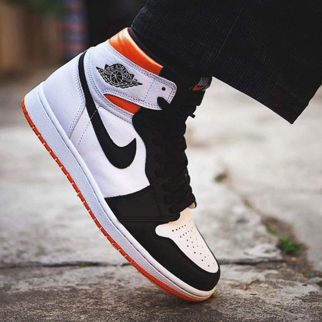 Air Jordan 1 Retro High OG 'Electro Orange'- Streetwear Fashion - ellesey.com