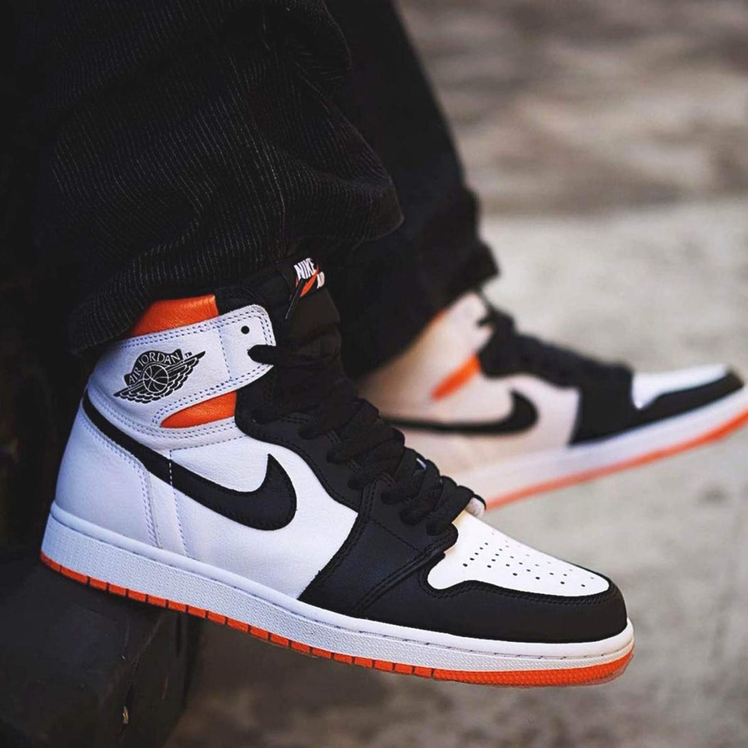 Air Jordan 1 Retro High OG 'Electro Orange'- Streetwear Fashion - ellesey.com