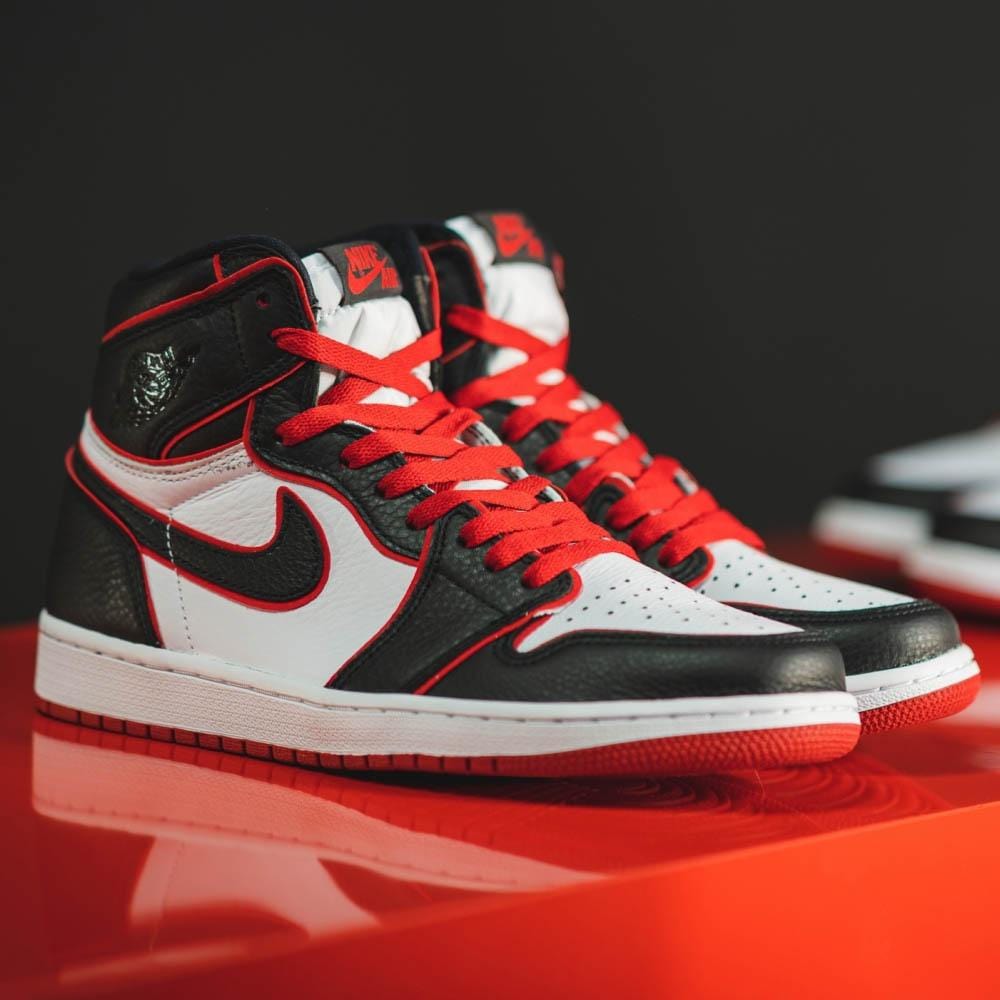 Air Jordan 1 Retro High OG GS 'Bloodline'- Streetwear Fashion - ellesey.com