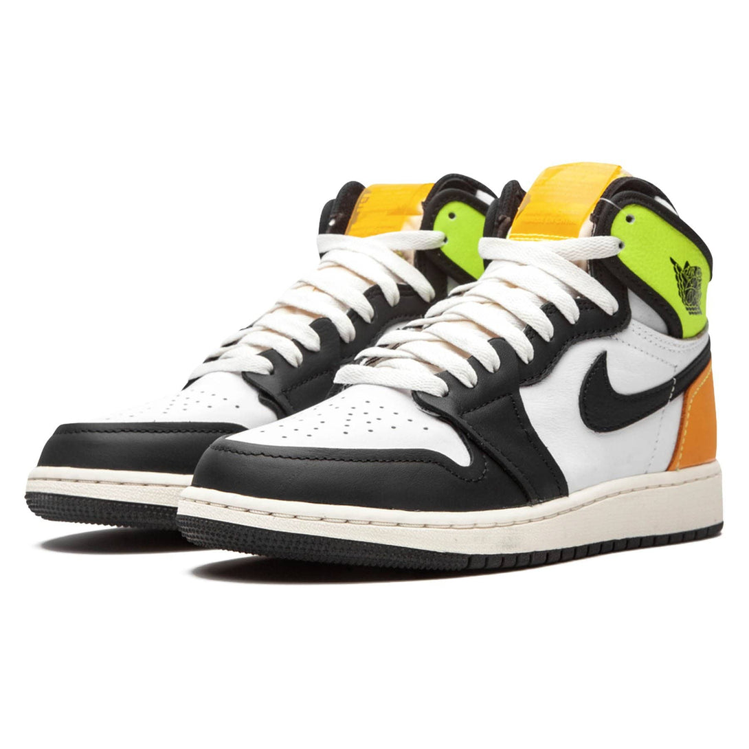 Air Jordan 1 Retro High OG GS 'Volt Gold'- Streetwear Fashion - ellesey.com