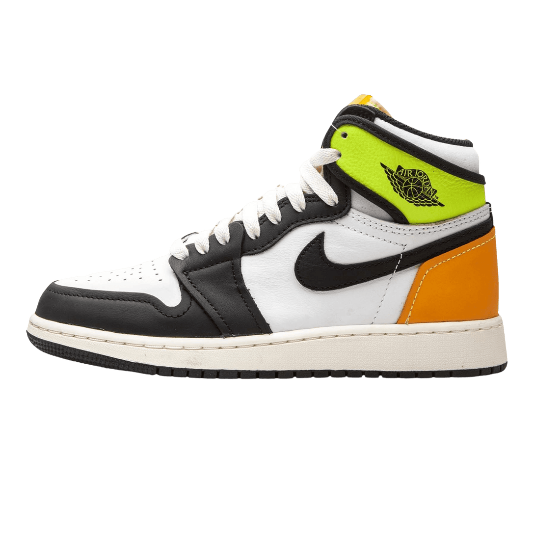 Air Jordan 1 Retro High OG GS 'Volt Gold'- Streetwear Fashion - ellesey.com