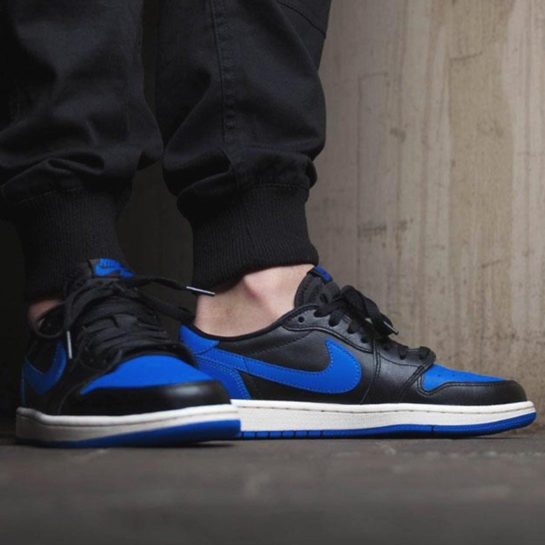 Air Jordan 1 Retro Low OG 'Royal'- Streetwear Fashion - ellesey.com