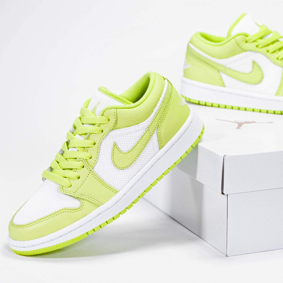 Air Jordan 1 Wmns Low 'Limelight'- Streetwear Fashion - ellesey.com