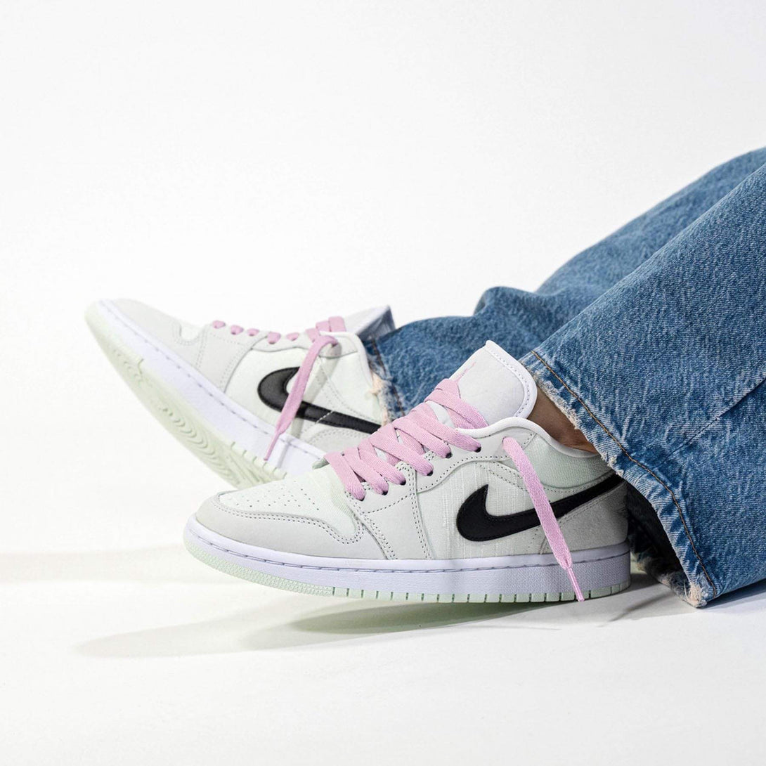 Air Jordan 1 Wmns Low SE 'Barely Green'- Streetwear Fashion - ellesey.com