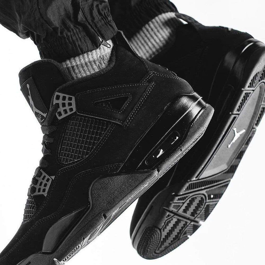 Air Jordan 4 Retro 'Black Cat' 2020- Streetwear Fashion - ellesey.com