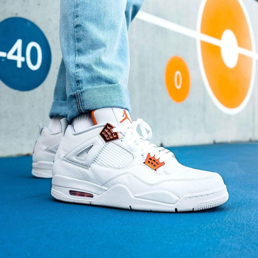 Air Jordan 4 Retro 'Orange Metallic'- Streetwear Fashion - ellesey.com