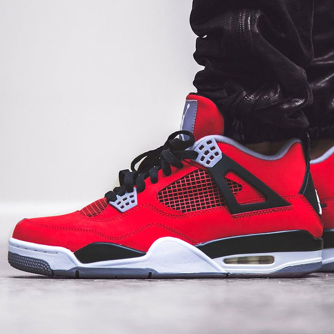 Air Jordan 4 Retro 'Toro Bravo'- Streetwear Fashion - ellesey.com