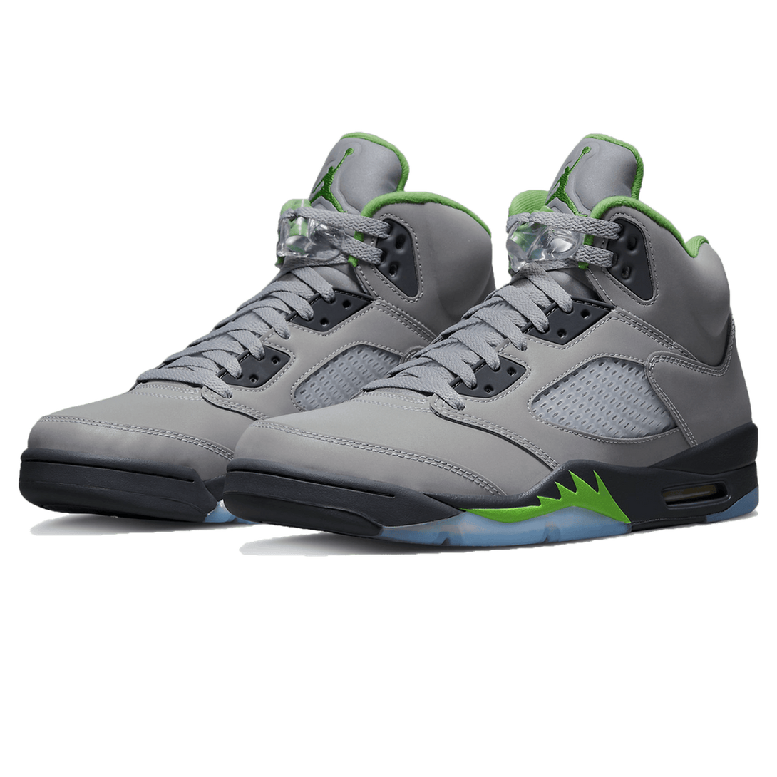 Air Jordan 5 Retro 'Green Bean' 2022- Streetwear Fashion - ellesey.com