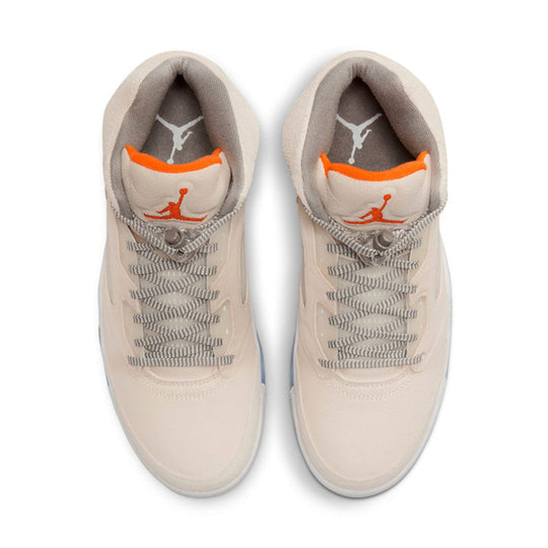 Air Jordan 5 Retro SE 'Craft Light Orewood Brown'- Streetwear Fashion - ellesey.com