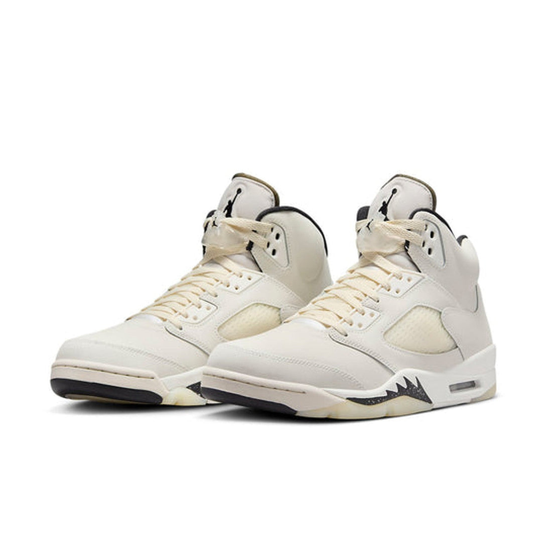 Air Jordan 5 Retro SE 'Sail'- Streetwear Fashion - ellesey.com