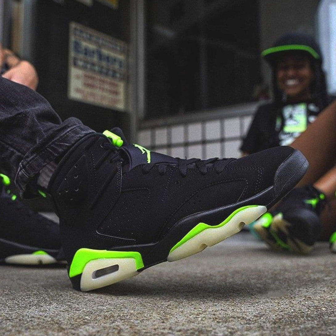 Air Jordan 6 Retro 'Electric Green'- Streetwear Fashion - ellesey.com