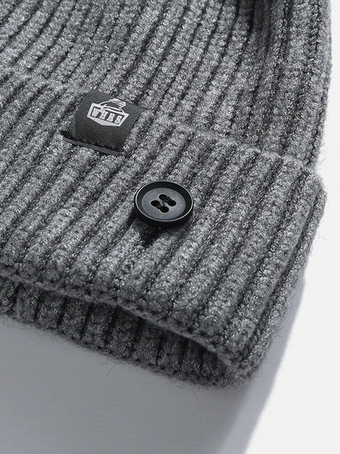 Ellesey - Buttons Knit Dome Hat- Streetwear Fashion - ellesey.com