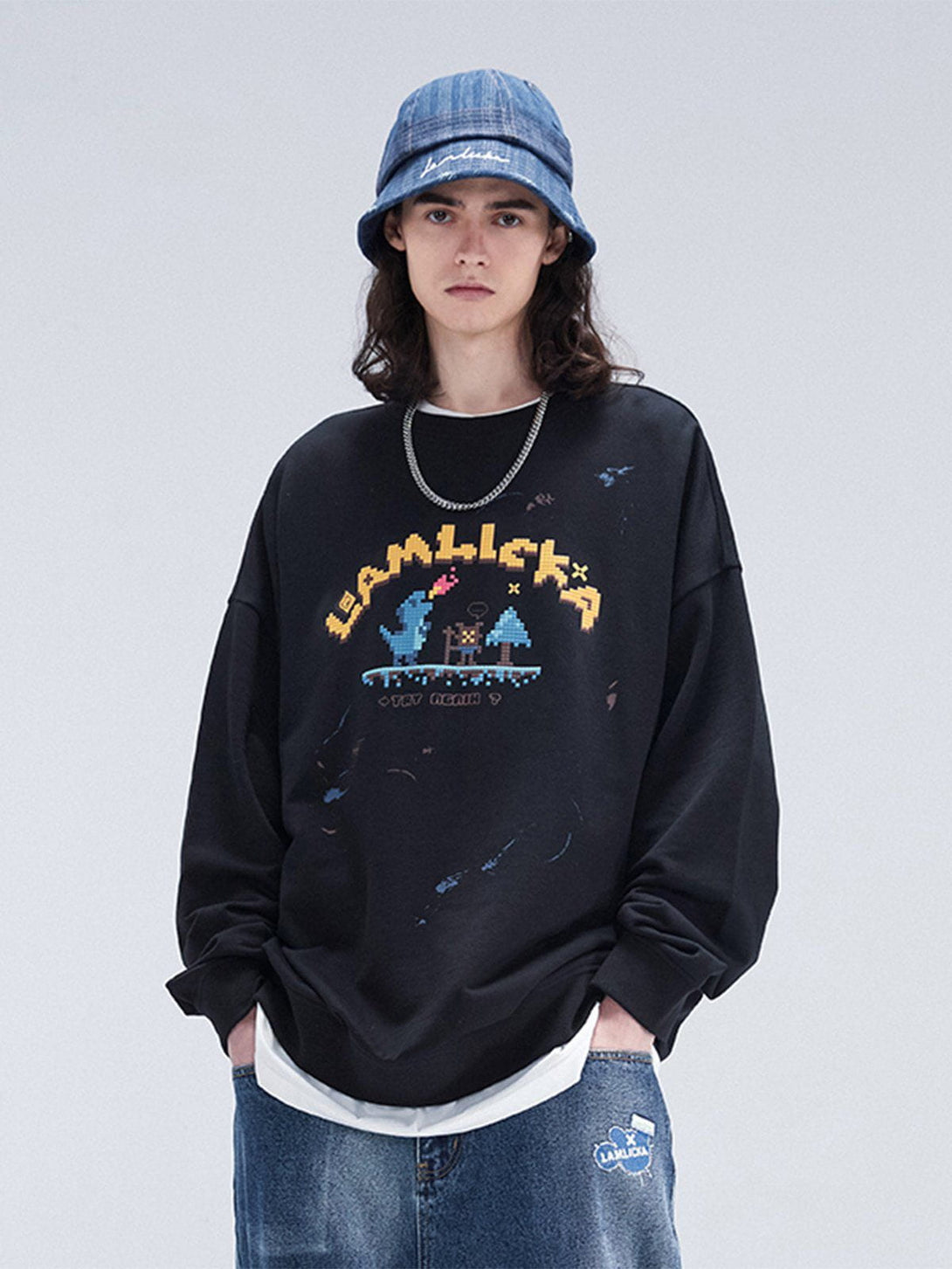 Ellesey - Dinosaurs Graphic Sweatshirt- Streetwear Fashion - ellesey.com