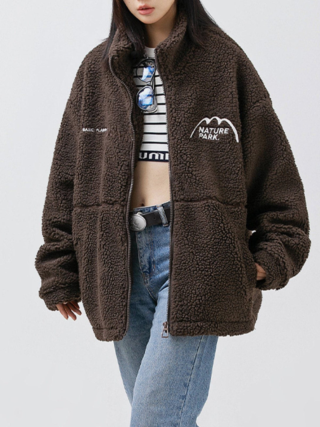 Ellesey - Mountain Embroidered Sherpa Coat-Streetwear Fashion - ellesey.com