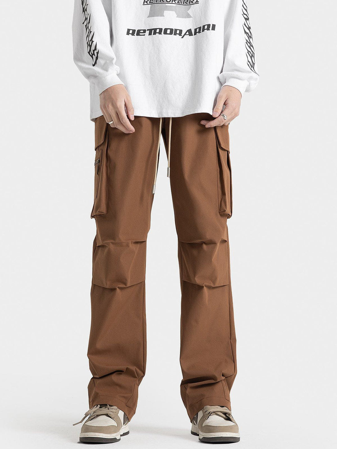 Ellesey - Zip Large Multi-Pocket Cargo Pants- Streetwear Fashion - ellesey.com