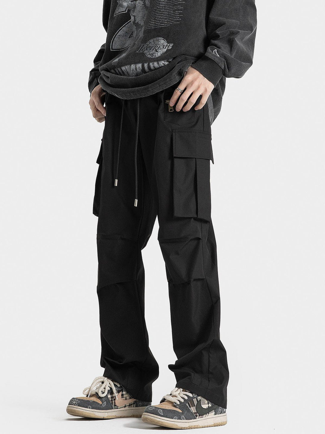 Ellesey - Zip Large Multi-Pocket Cargo Pants- Streetwear Fashion - ellesey.com