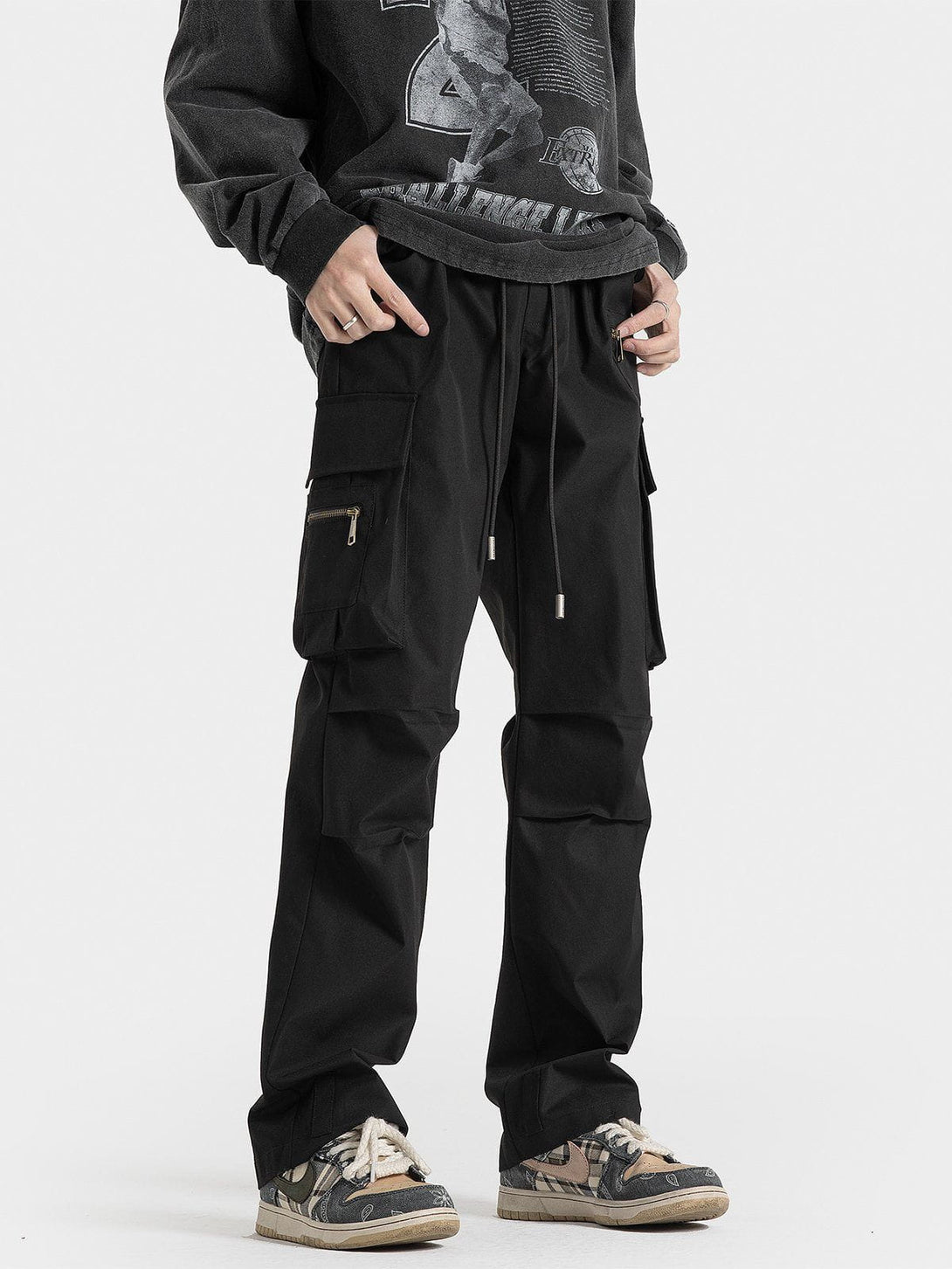 Ellesey - Zip Large Multi-Pocket Cargo Pants- Streetwear Fashion - ellesey.com