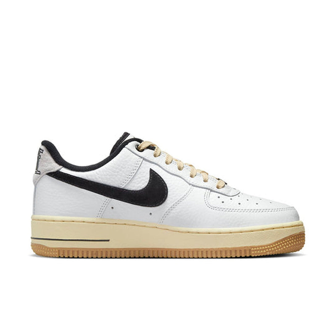 Nike Air Force 1 '07 'Command Force - White Black'- Streetwear Fashion - ellesey.com