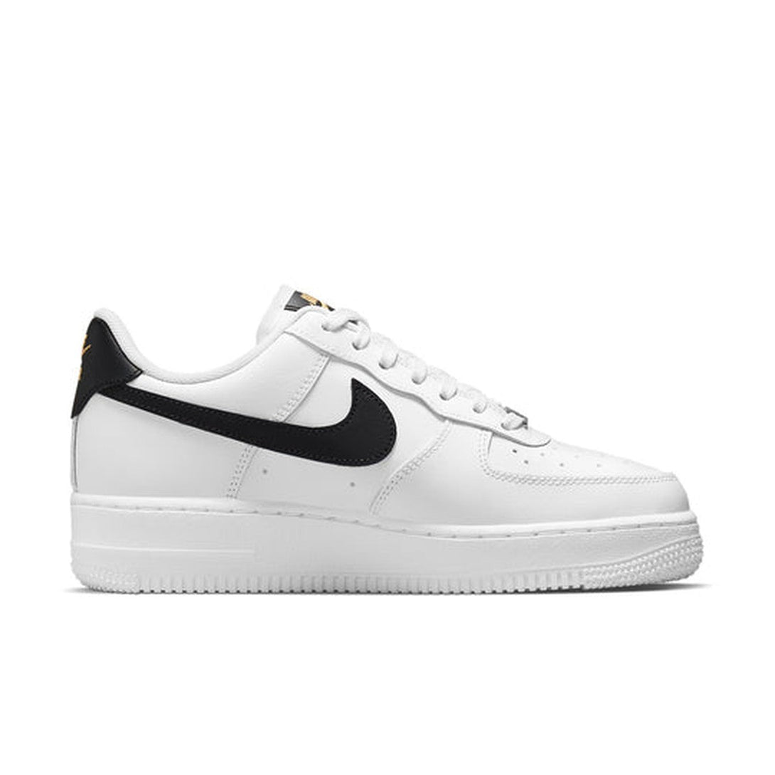 Nike Air Force 1 '07 Essential 'White Black'- Streetwear Fashion - ellesey.com