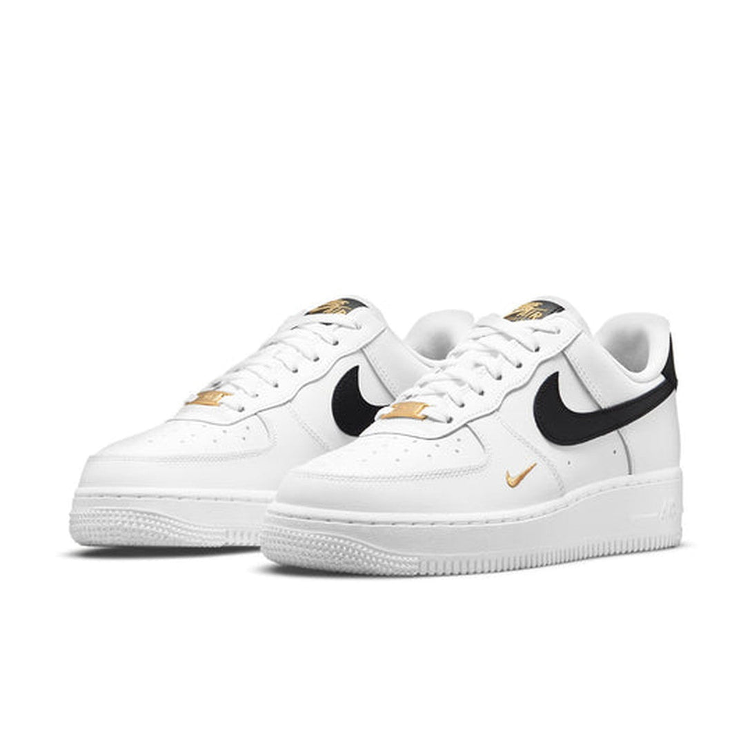 Nike Air Force 1 '07 Essential 'White Black'- Streetwear Fashion - ellesey.com