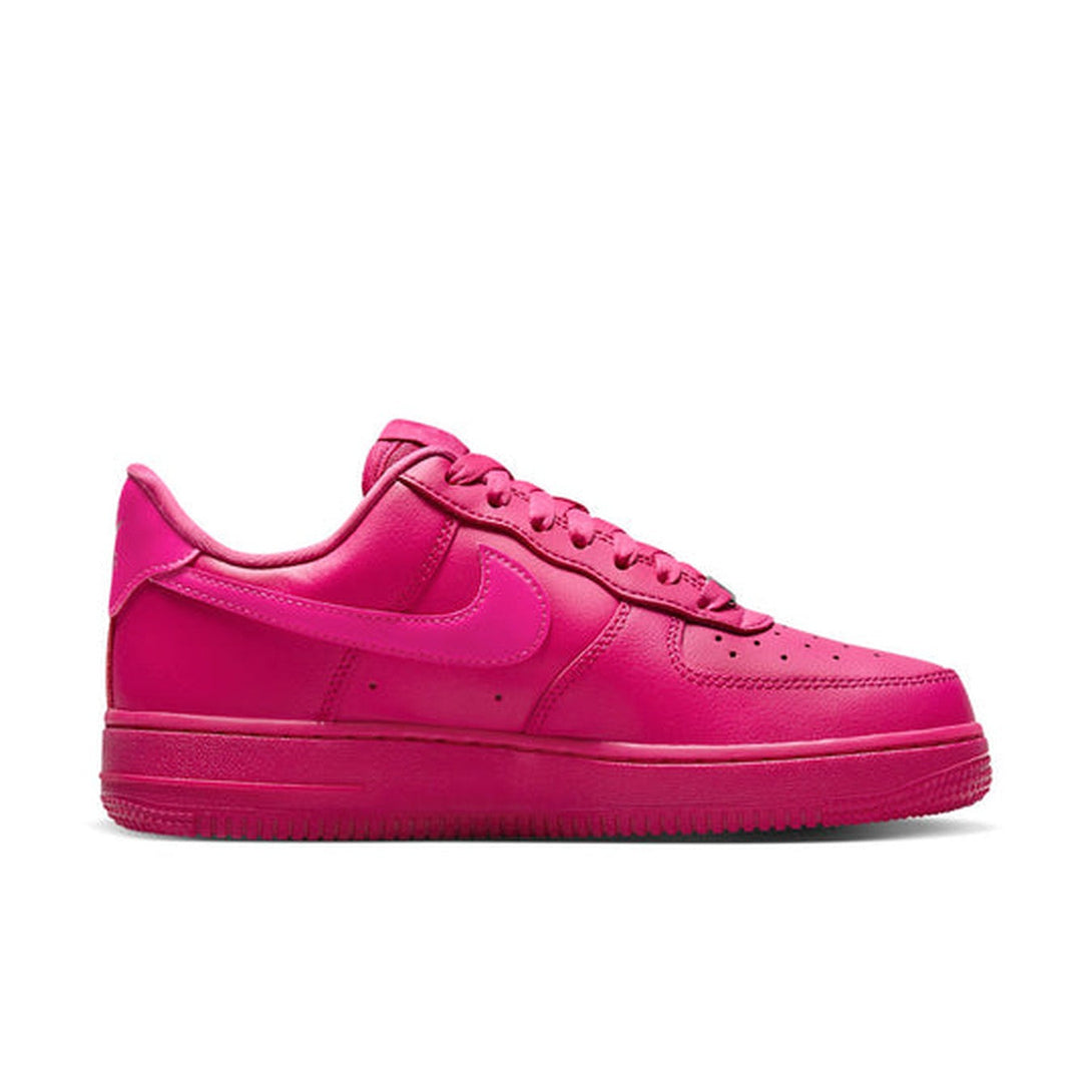 Nike Air Force 1 '07 'Fireberry'- Streetwear Fashion - ellesey.com