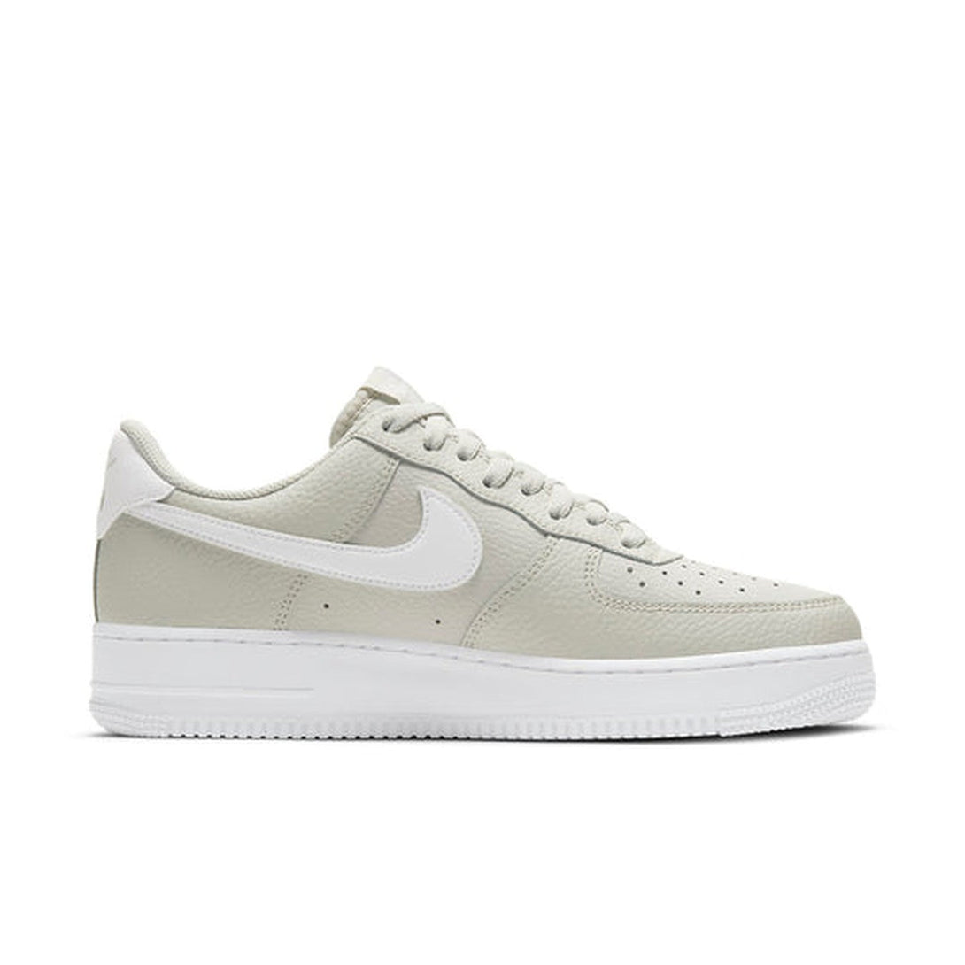 Nike Air Force 1 '07 'Light Bone'- Streetwear Fashion - ellesey.com