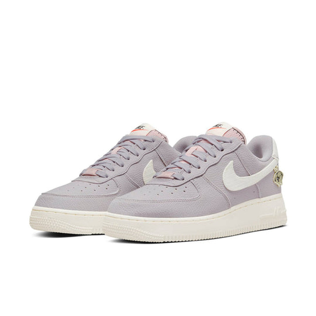 Nike Air Force 1 '07 SE 'Air Sprung'- Streetwear Fashion - ellesey.com