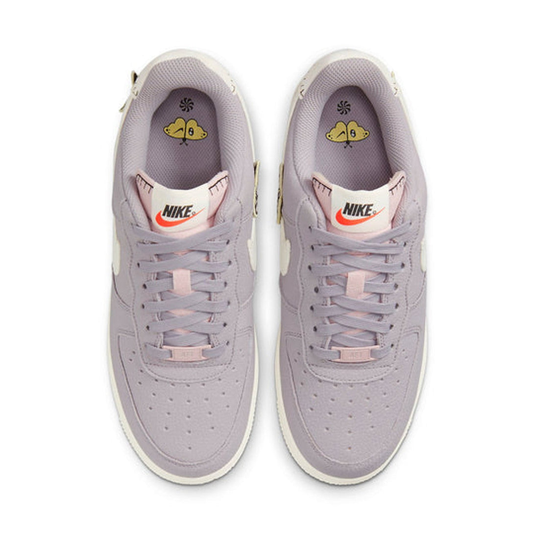 Nike Air Force 1 '07 SE 'Air Sprung'- Streetwear Fashion - ellesey.com