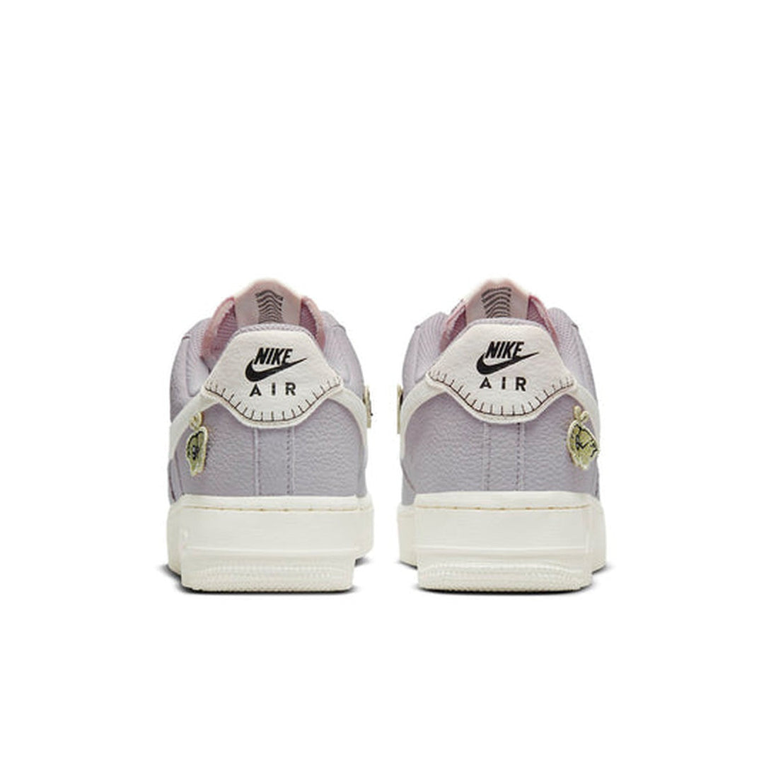 Nike Air Force 1 '07 SE 'Air Sprung'- Streetwear Fashion - ellesey.com