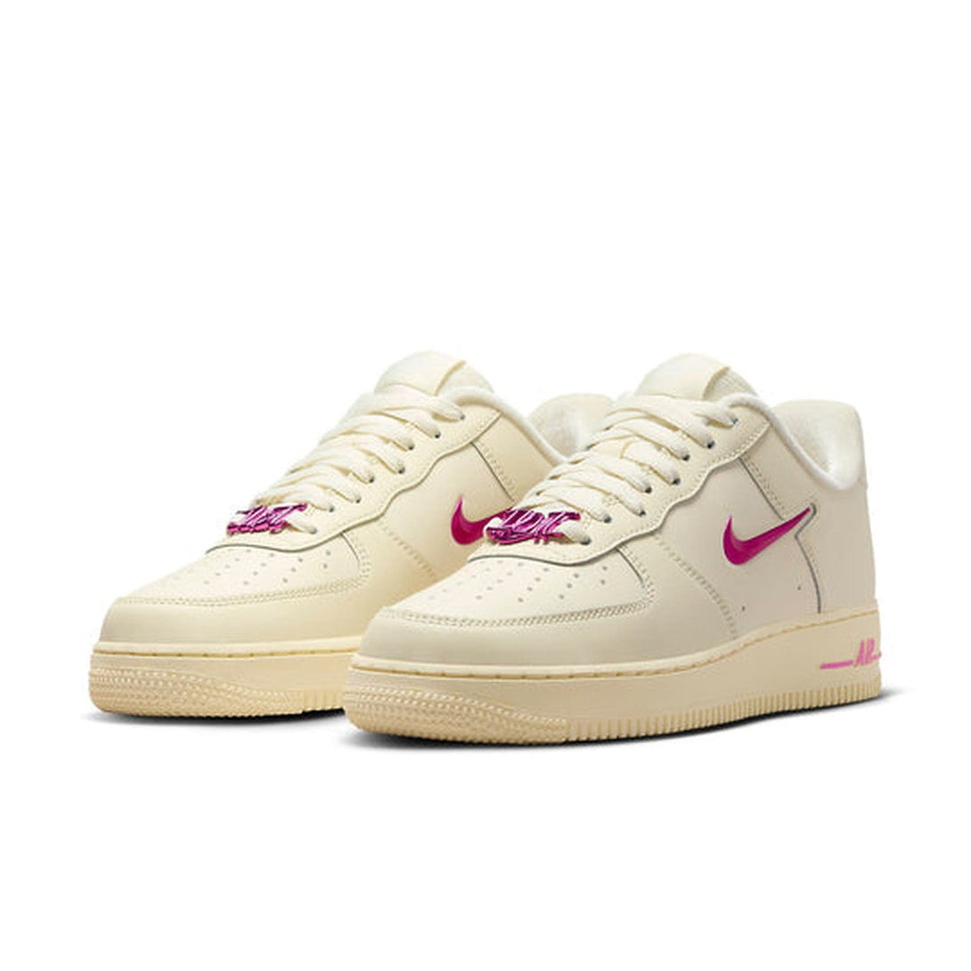 Nike Air Force 1 '07 SE 'Just Do It'- Streetwear Fashion - ellesey.com