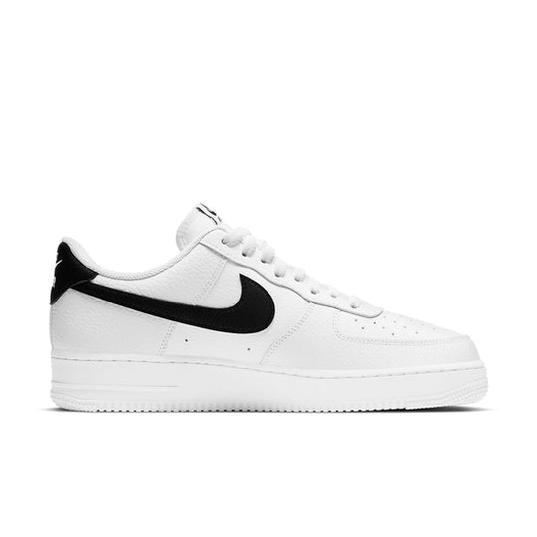 Nike Air Force 1 '07 'White Black'- Streetwear Fashion - ellesey.com